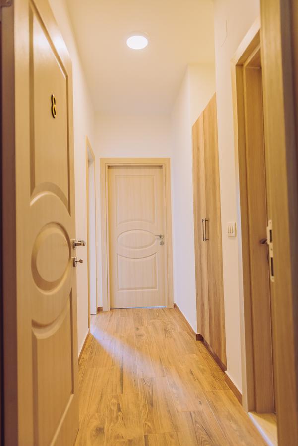 Apartments Krstovic Sutomore Eksteriør billede